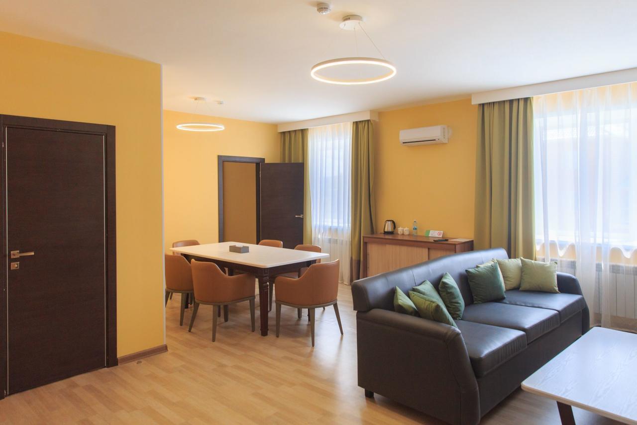 Koktem Burabay Hotell Exteriör bild